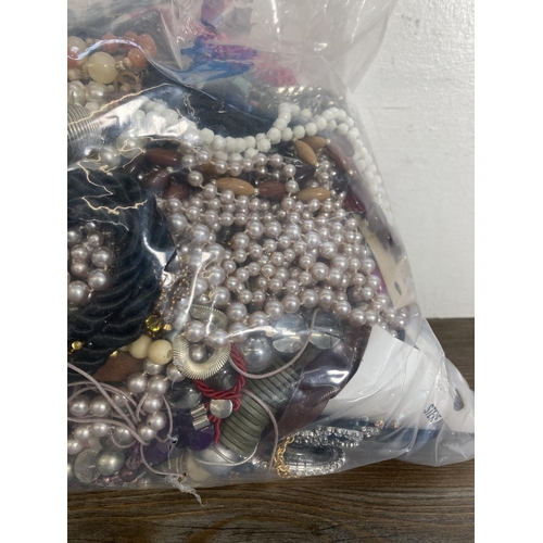 352 - Approx. 10kg of costume jewellery