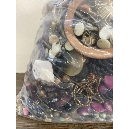 352 - Approx. 10kg of costume jewellery