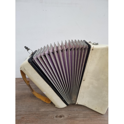 625 - A Carisch Piano accordion for spares or repair