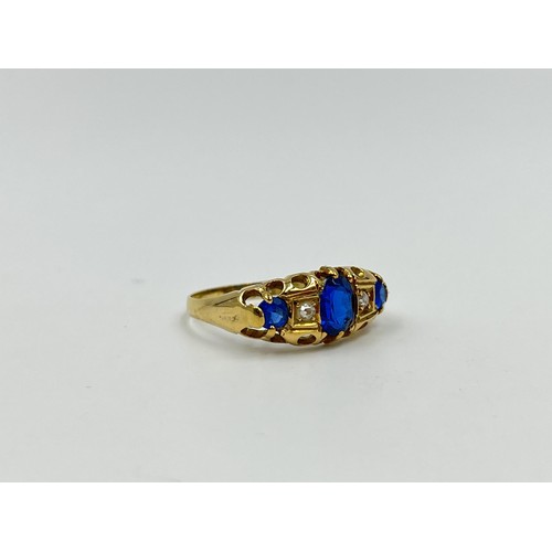 1092 - A hallmarked Birmingham 18ct gold sapphire and diamond ring, dated 1913, size T - approx. gross weig... 