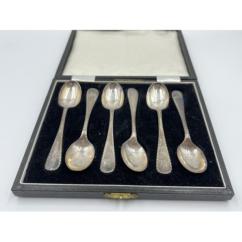 1161 - A cased set of six hallmarked Birmingham silver coffee spoons, dated 1961 - approx. gross weight 76 ... 