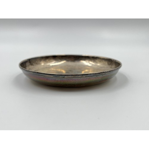 1168 - An S J Rose & Son hallmarked London silver circular trinket dish, dated 1932 - approx. gross weight ... 