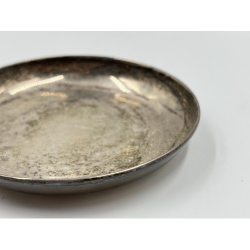 1168 - An S J Rose & Son hallmarked London silver circular trinket dish, dated 1932 - approx. gross weight ... 