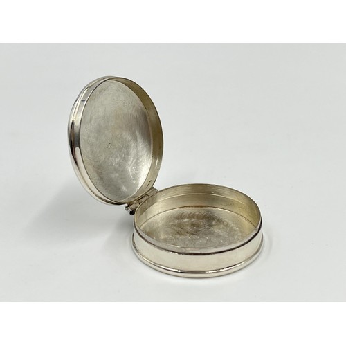 1182 - A hallmarked .925 silver circular pill box, stamped CME - approx. gross weight 12.8 grams and 3.5 di... 