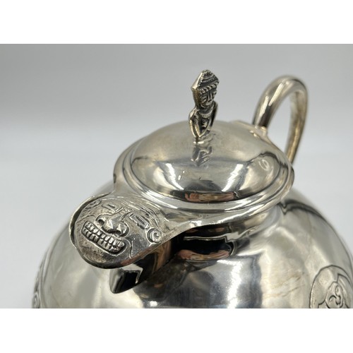 1183 - A Peruvian stamped .900 silver water jug - approx. gross weight 720 grams and 23cm high