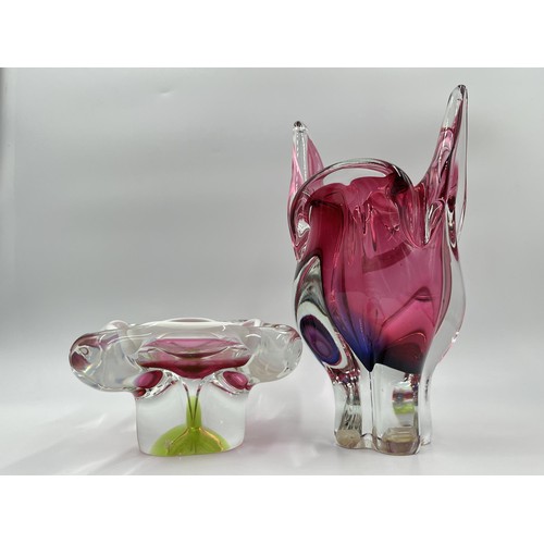 206 - Two pieces of 1960s Josef Hospodka art glassware, one cat vase - approx. 24cm high and one ashtray