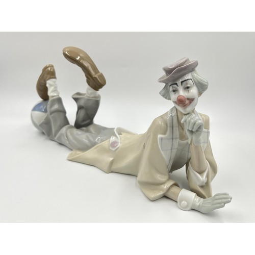 231 - A Lladro Recumbent Clown figurine, model no. 4618 - approx. 16cm high x 37cm long