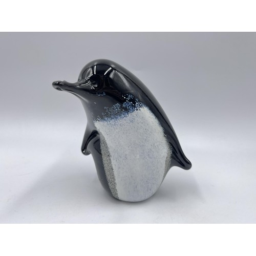 242 - A Gordon Studio of Australia hand made glass penguin paperweight - approx. 13cm high