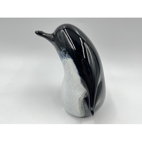 242 - A Gordon Studio of Australia hand made glass penguin paperweight - approx. 13cm high