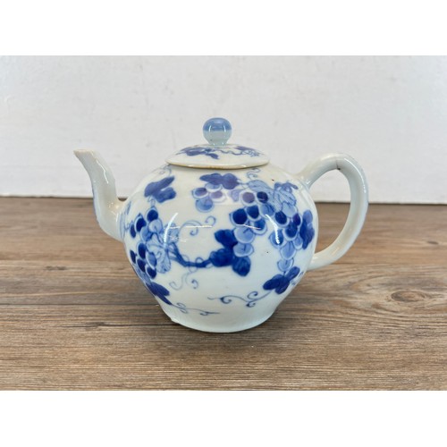 278 - Eight pieces of Oriental ceramics to include Chinese blue and white teapot, Japanese Satsuma bud vas... 