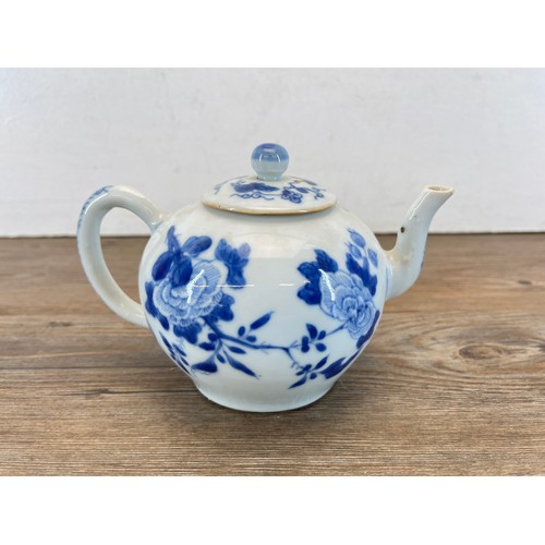 278 - Eight pieces of Oriental ceramics to include Chinese blue and white teapot, Japanese Satsuma bud vas... 