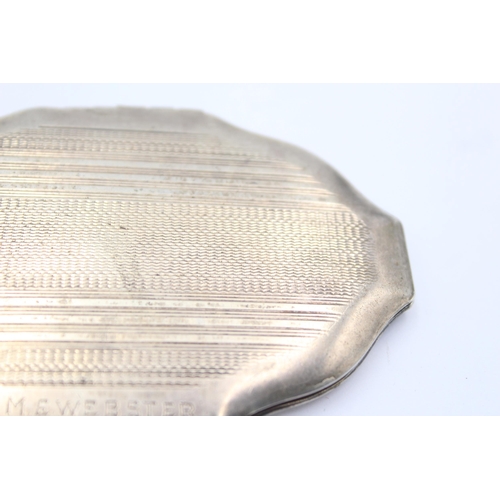 1313 - An R Davis & Co hallmarked Birmingham silver compact, dated 1944 - approx. gross weight 80 grams and... 