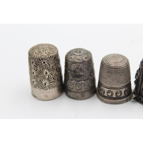 1320 - Six sterling silver thimbles to include Charles Horner etc. - approx. gross weight 34 grams