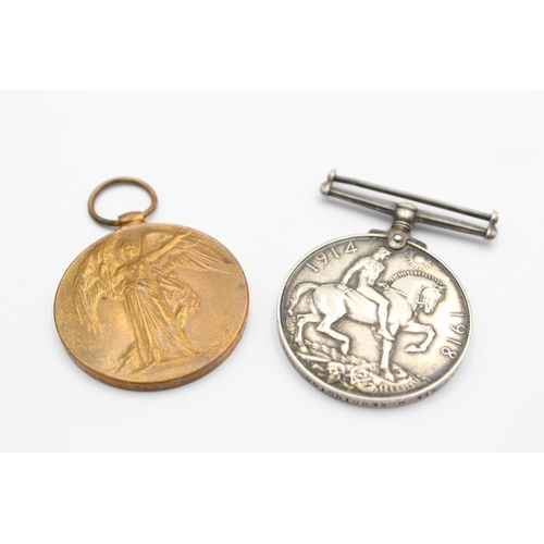 1347 - A WWI medal pair awarded to 3860 Pte H. Reddington, Cheshire Regt