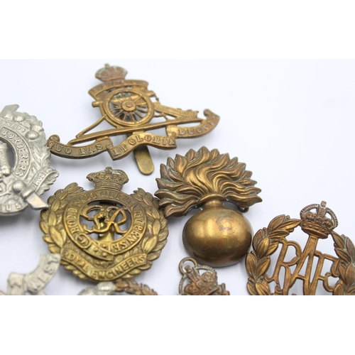 1350 - Ten cap badges to include Welsh Guards, KOSB, Royal West Kent etc.