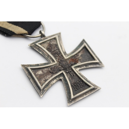 1353 - A WWI Imperial German Iron Cross 2nd Class and ribbon