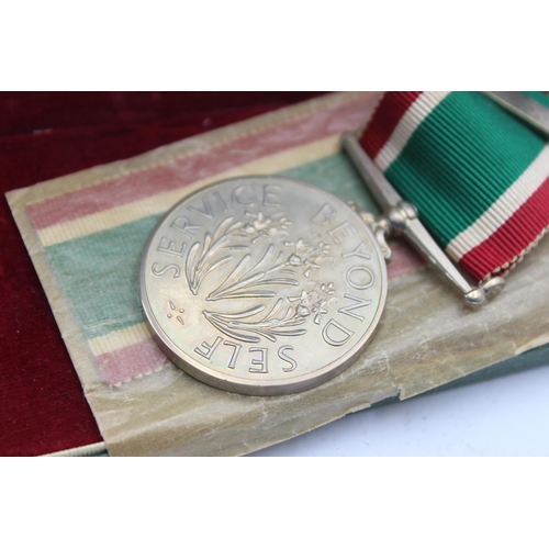 1354 - Two boxed medals, one Women's Voluntary Service and one Elizabeth II Imperial Service