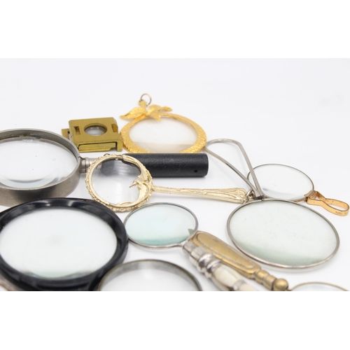 1373 - Fifteen vintage magnifying glasses