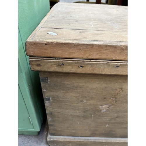 109 - A Victorian pine blanket box - approx. 54cm high x 108cm wide x 54cm deep