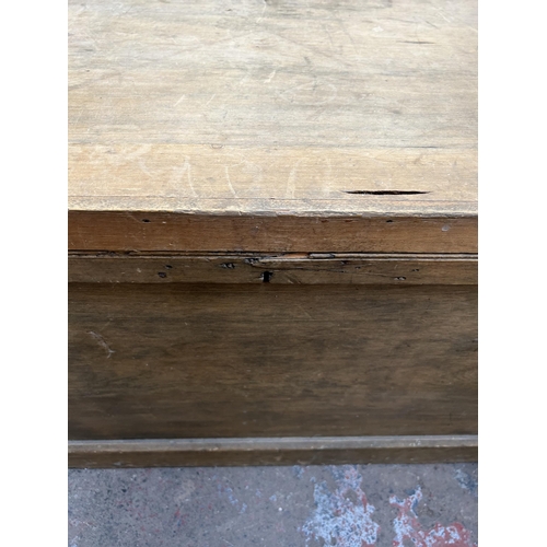 109 - A Victorian pine blanket box - approx. 54cm high x 108cm wide x 54cm deep