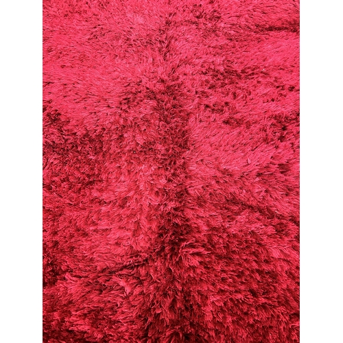 149 - A modern red rug - approx. 233cm long x 166cm wide