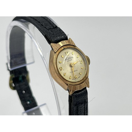 1257 - A Medana Lever 9ct gold cased mechanical lady's wristwatch