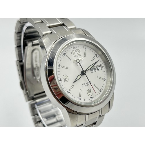 1267 - A Seiko 5 automatic men's wristwatch - ref no. 7S26-02W0