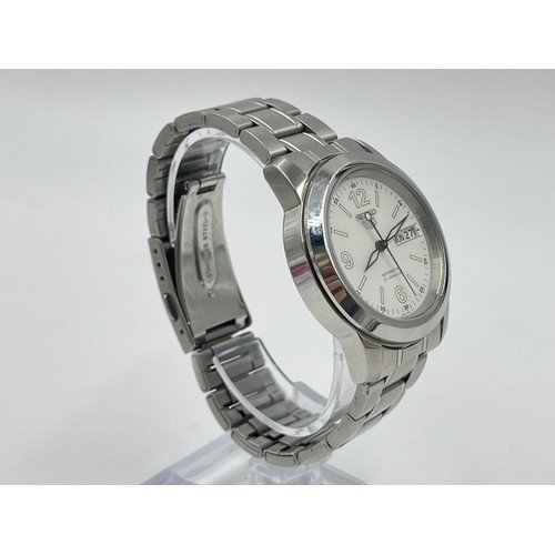 1267 - A Seiko 5 automatic men's wristwatch - ref no. 7S26-02W0