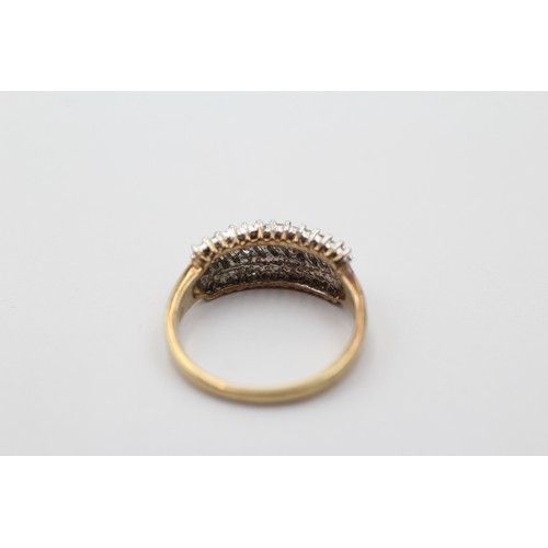 1022 - A 9ct gold diamond dress ring, size K½ - approx. gross weight 2.2 grams