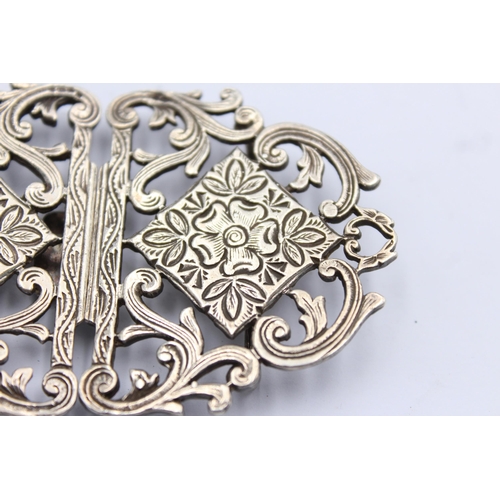 1287 - A hallmarked Sheffield silver lady's belt buckle, dated 1991 - approx. gross weight 40 grams and 9cm... 