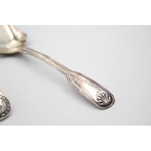 1292 - Three hallmarked sterling silver condiment spoons - approx. gross weight 84 grams