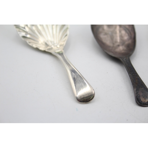 1319 - Three antique hallmarked sterling silver caddy spoons - approx. gross weight 36 grams