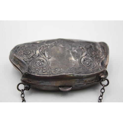 1322 - An Edwardian Davis, Moss & Co hallmarked Birmingham silver lady's purse, dated 1910 - approx. gross ... 