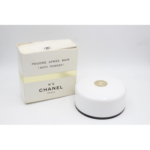 A vintage boxed Chanel No 5 Poudre Après Bain bath powder