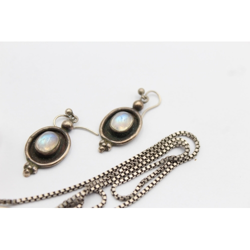 1170 - Three pieces of .925 silver moonstone set jewellery - approx. gross weight 32 grams