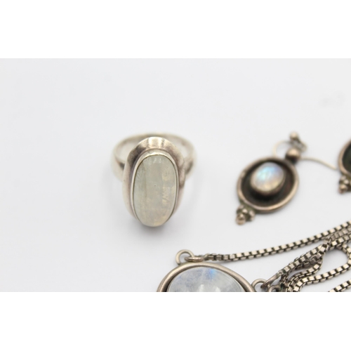 1170 - Three pieces of .925 silver moonstone set jewellery - approx. gross weight 32 grams