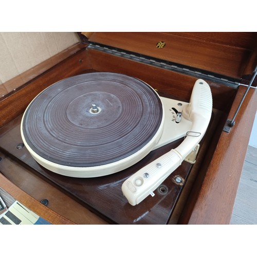 692 - Two items, one mid 1960s Pye four-speed record player and one box containing shellac and vinyl recor... 