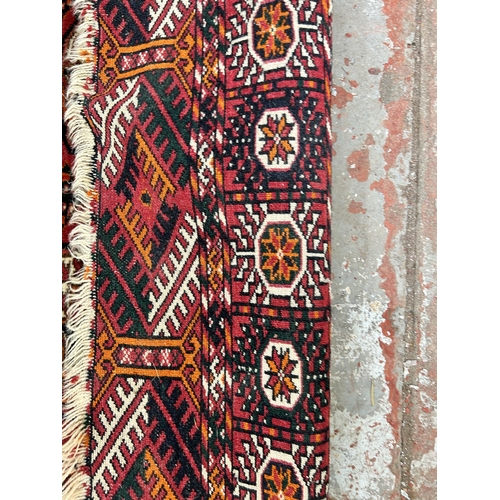 73 - A vintage Turkman Tekke rug - approx. 115cm x 84cm