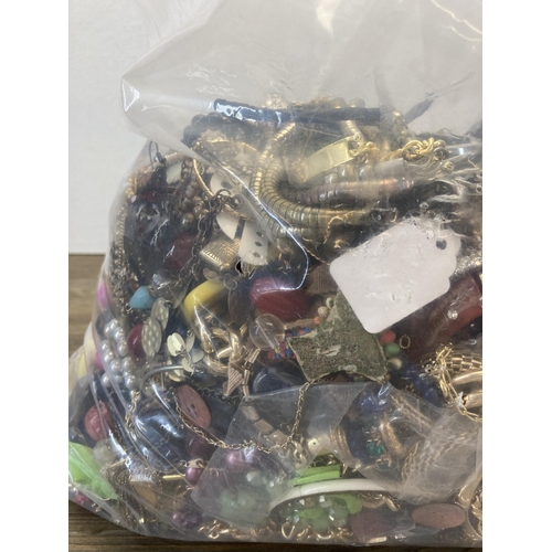 373 - Approx. 10kg of costume jewellery