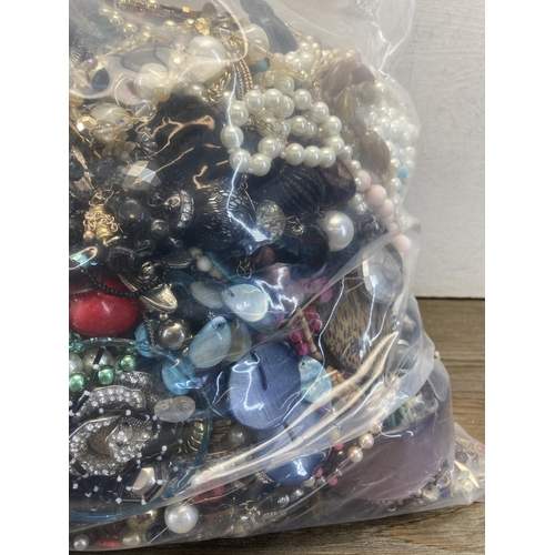 387 - Approx. 10kg of costume jewellery