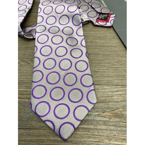 415 - A Paul Smith 100% silk tie