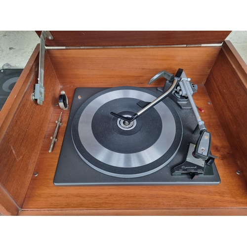 651 - A vintage record player comprising Dynatron Mazurka amplifier and Garrard 60 MkII four-speed auto-ch... 