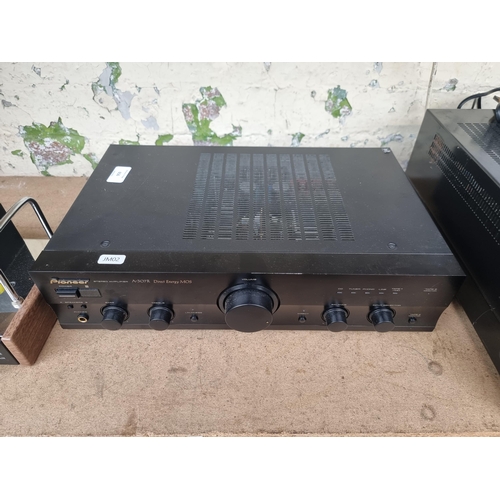 656 - A Pioneer A-307R Direct Energy MOS stereo hi-fi amplifier