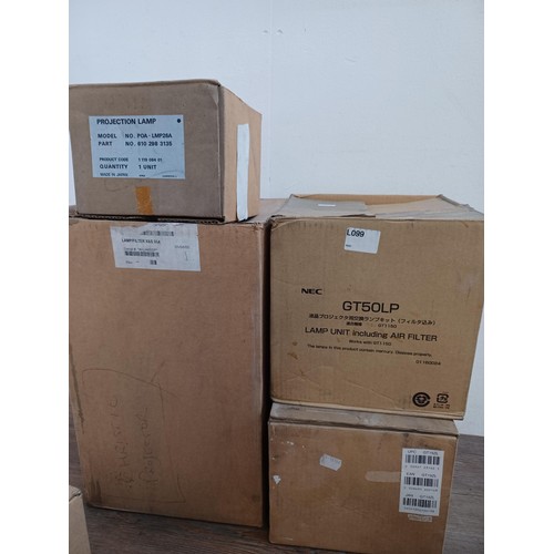 619 - Six boxed projector lamps to include Perkin Elmer Y1737, Sony LMP-600, NEC GT50LP etc.