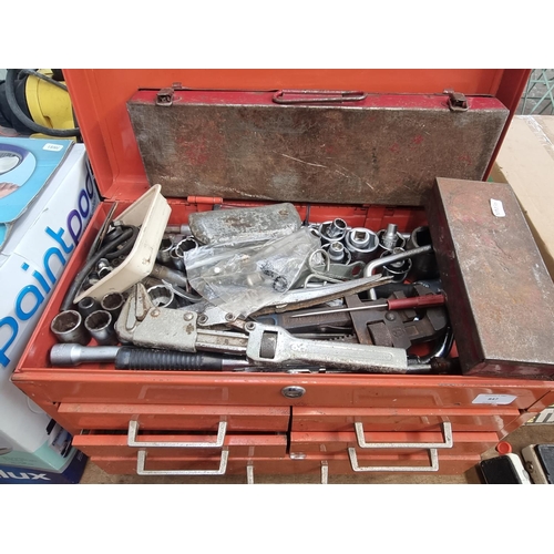 847 - A vintage metal tool box containing tools to include Record pipe wrench, spanners, cased Tipco socke... 