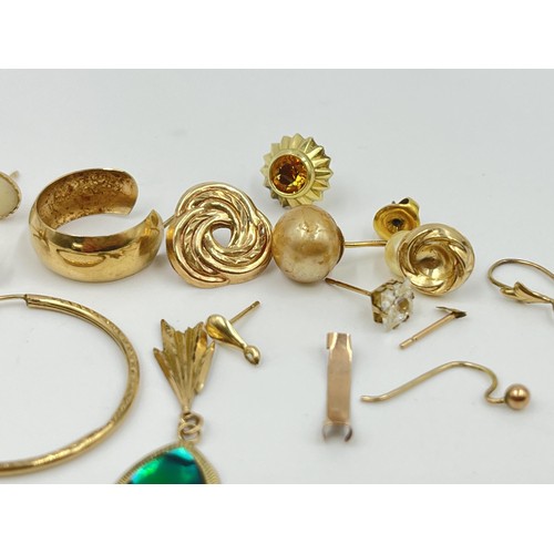 1200 - A collection of scrap 9ct gold - approx. gross weight 7.37 grams