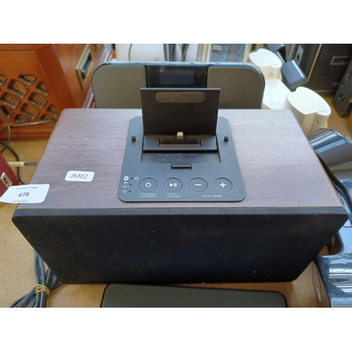 678 - A collection of docking speakers to include Altec Lansing, iWantit, cased Edifier etc.