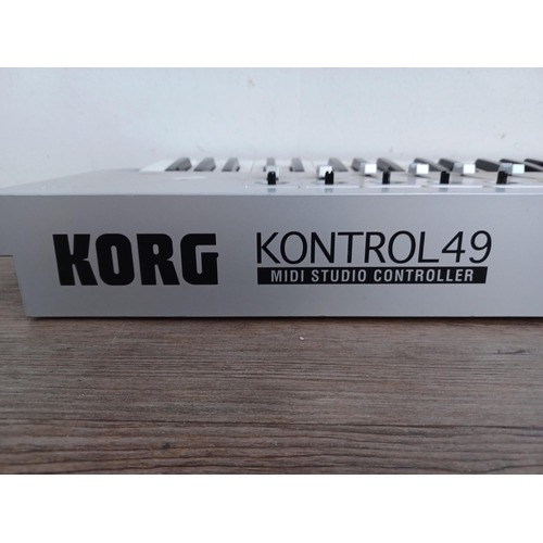 739 - A Korg Kontrol 49 midi studio controller