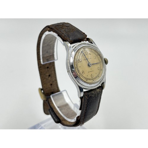 1271 - An early/mid 20th century Derrick mechanical 30mm men's wristwatch