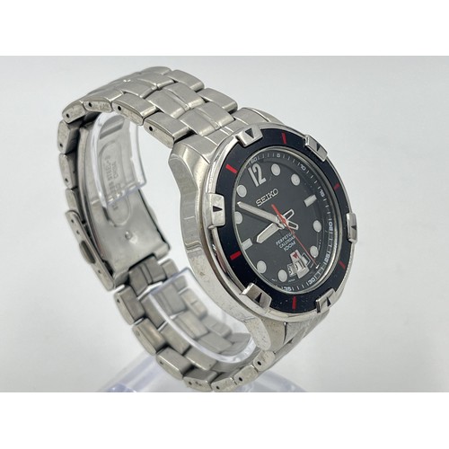 1276 - A Seiko Sport SNQ085 Perpetual Calendar quartz 45mm men's wristwatch with Seiko stainless steel brac... 